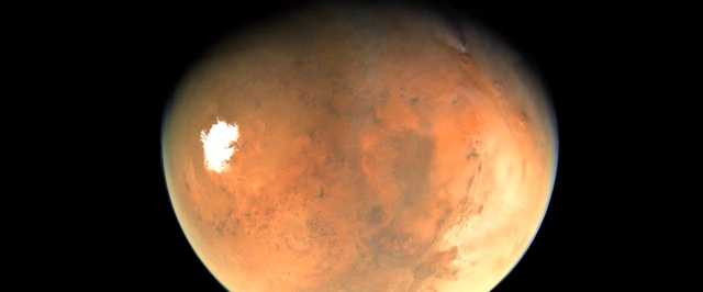 Зонд NASA показал Марс во время гравитационного маневра