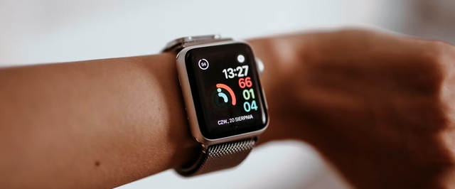 СМИ: Apple может сделать свои часы круглыми — или вообще убрать экран