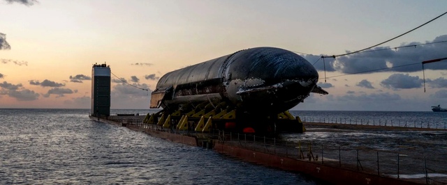 Starship, севший на воду в Индийском океане, поплыл домой