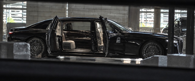 Китайский ответ Rolls-Royce: появились фото новых флагманов Yangwang