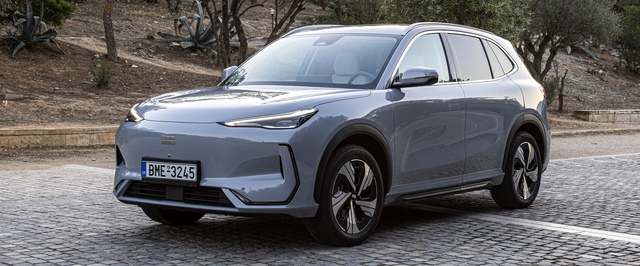 Geely начала выпуск гибридного EX5 EM-i на заводе Renault в Бразилии