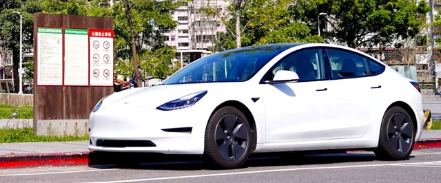 Tesla превратит Model Y в источник пассивного дохода — машину разрешат сдать в беспилотное такси